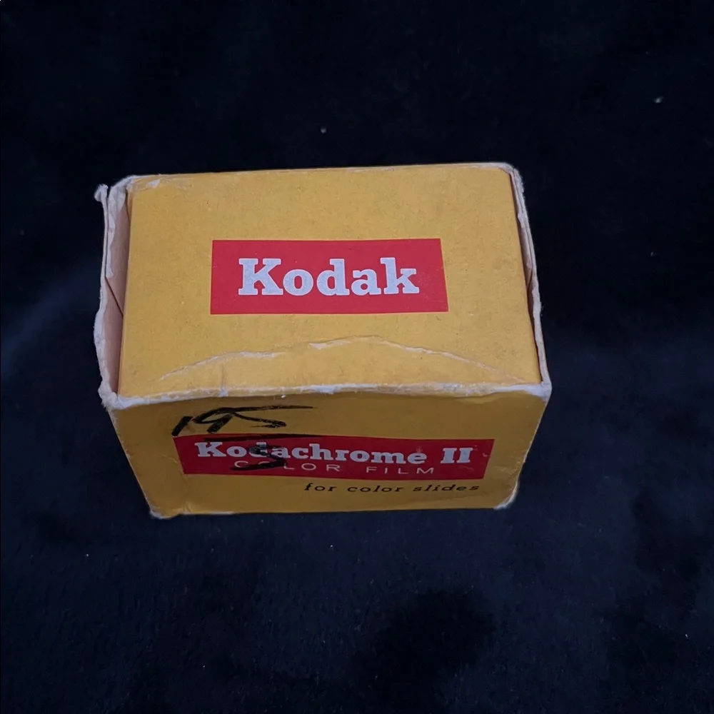VTG 1967 Kodachrome II Film Lot KR 135-20 & 135-36 – Unopened + Loose Roll